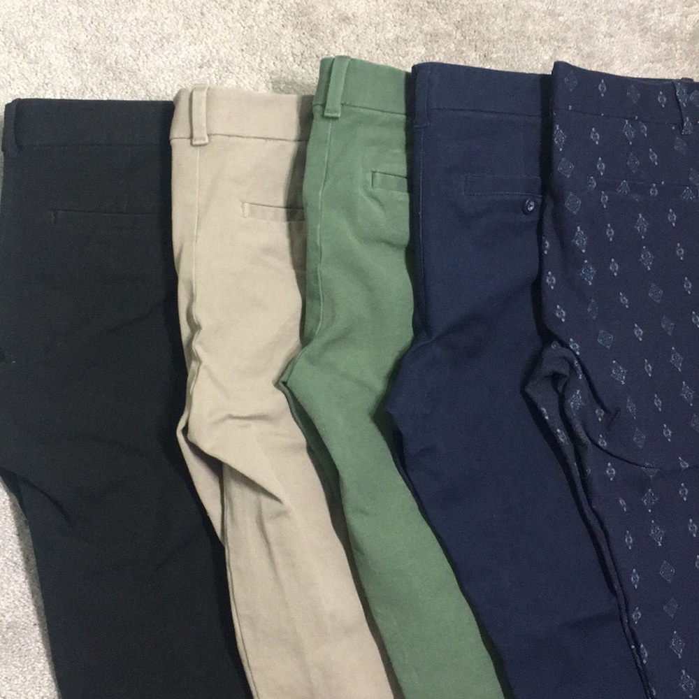 5 gap skinny ankle pants size 4. $30 for all 5
